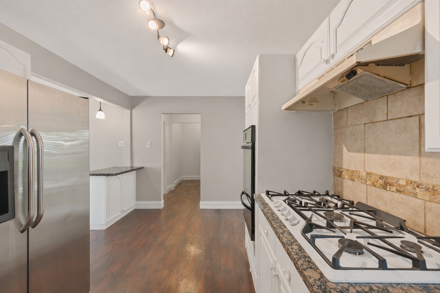 3823 Florinda Street Houston, TX 77021 - Photo 12 of 41
