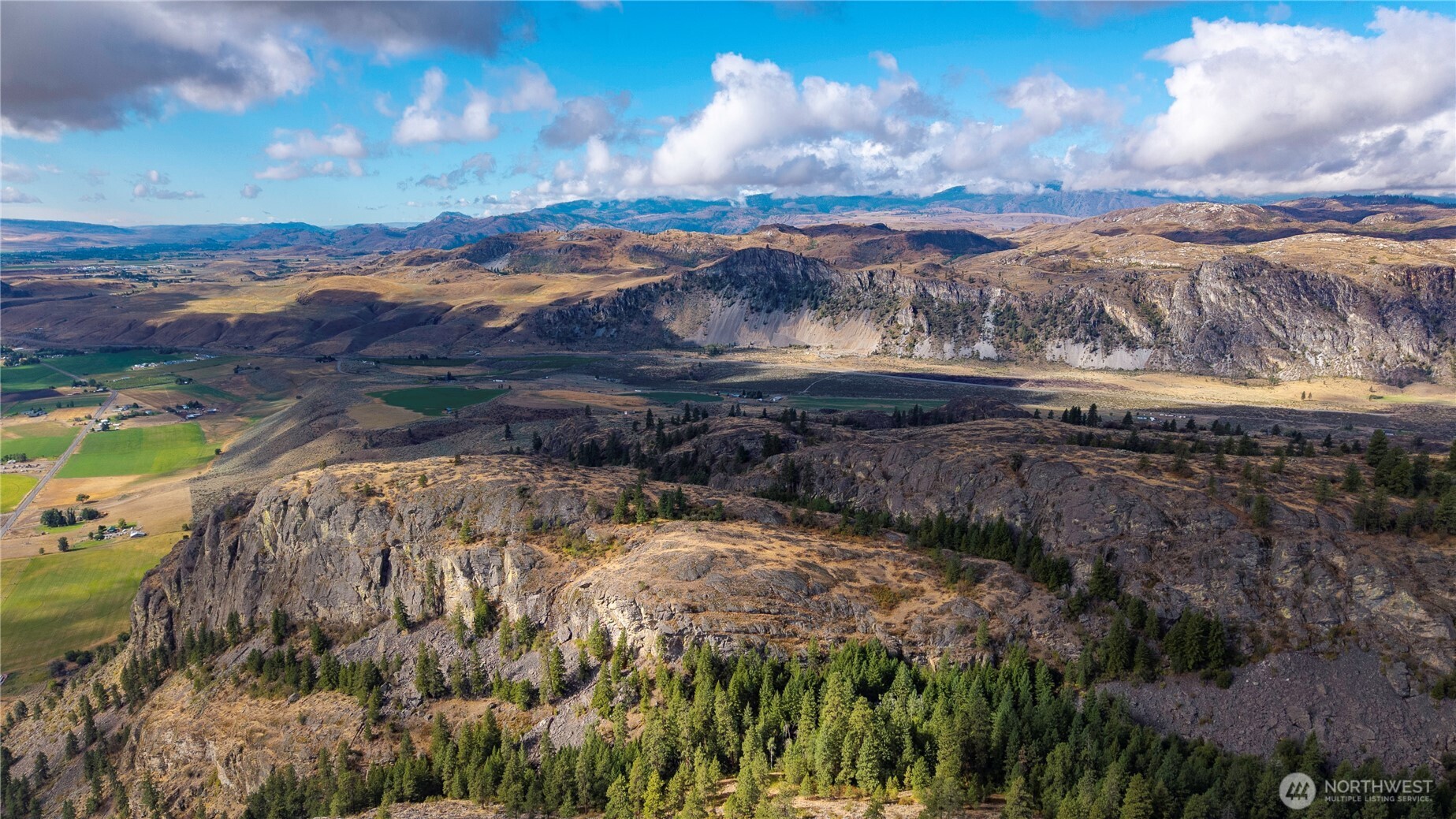 0 Tbd Pharr Out - 9 Way Riverside, WA 98849 - Photo 8 of 8 a view of a backyard of the house