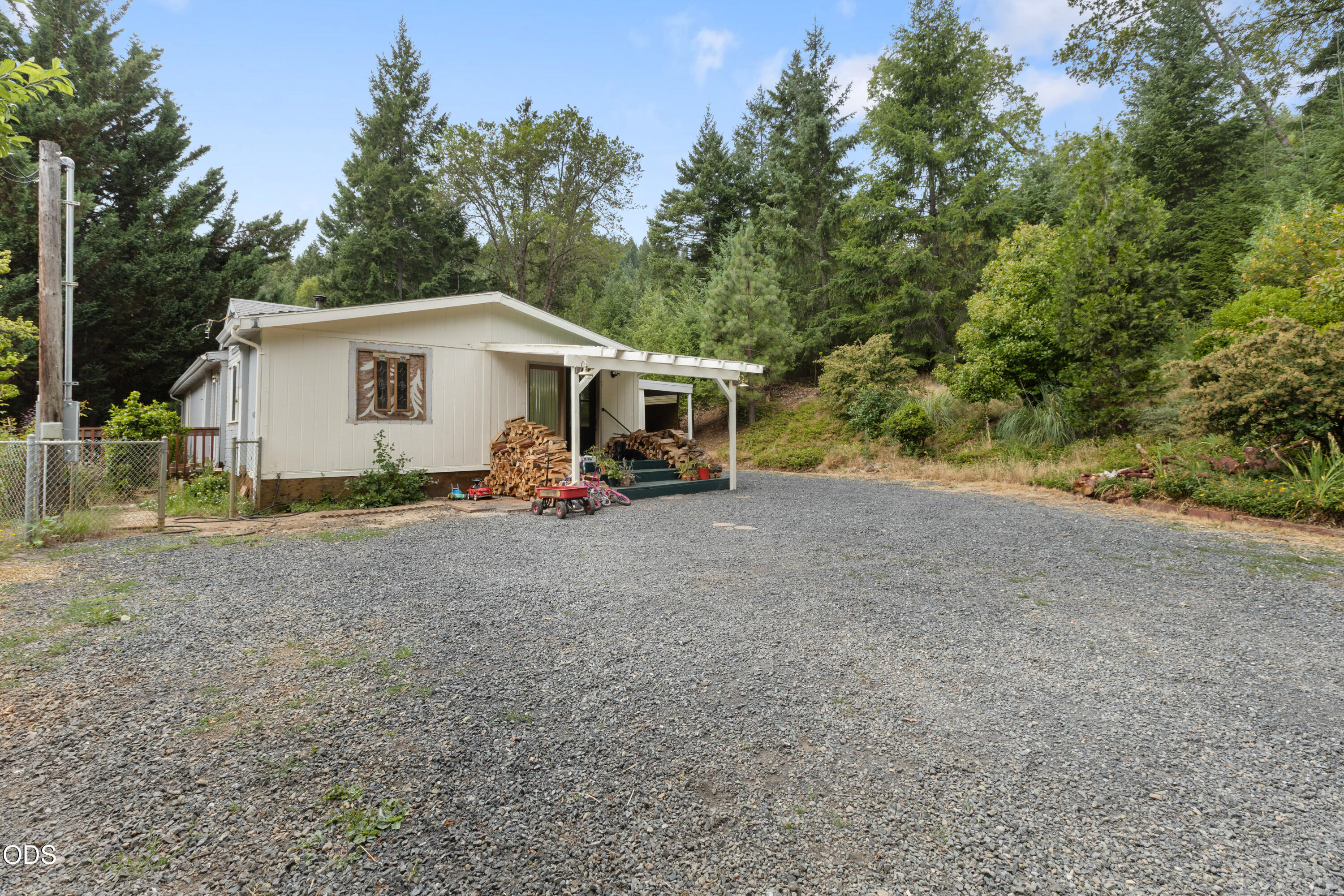 484 Brimstone Road Wolf Creek, OR 97497 - Photo 41 of 48