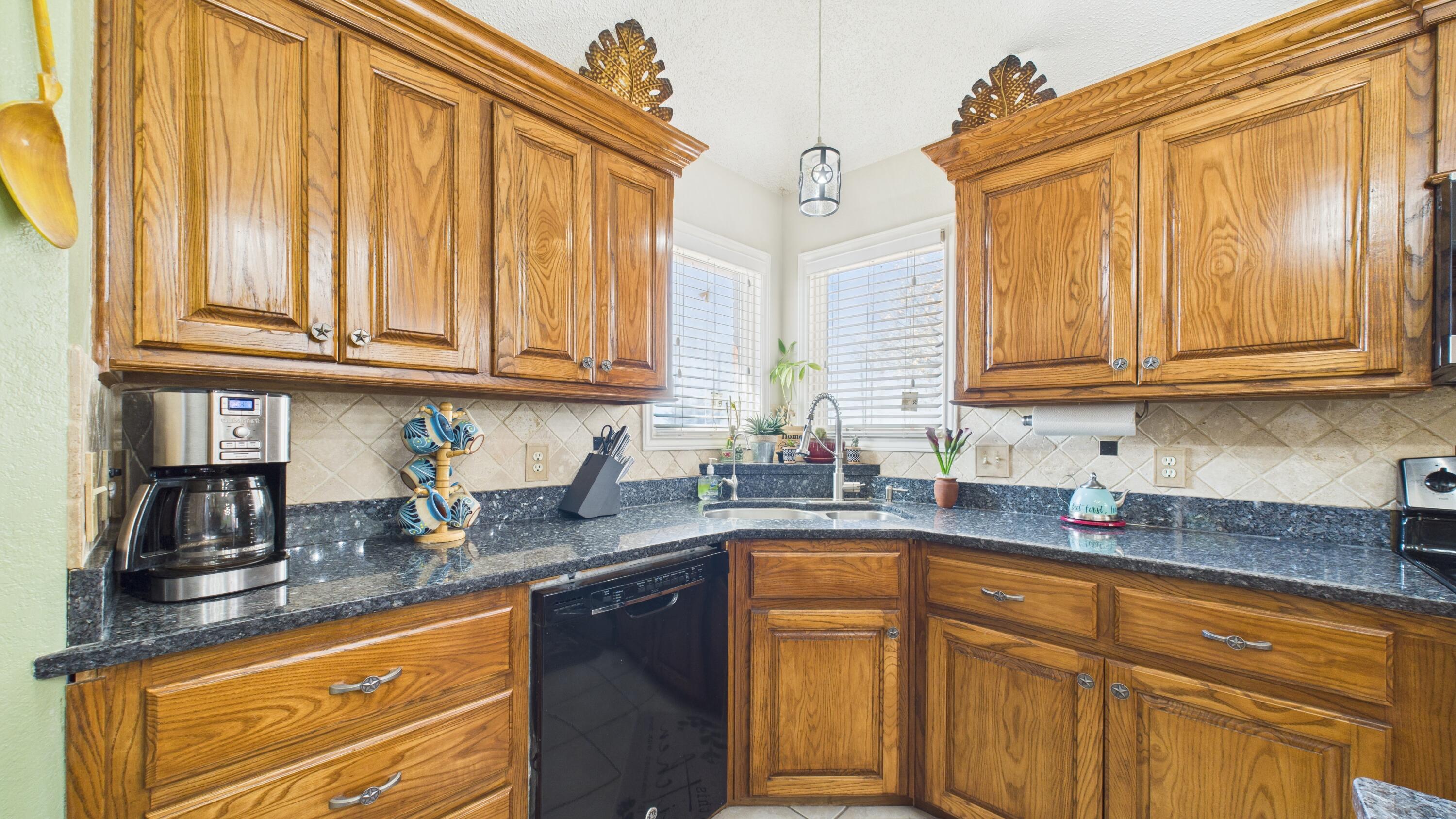 2909 146th Street Lubbock, TX 79423 - Photo 28 of 76 2909-146th-St_Lubbock-TX_30_Kitchen
