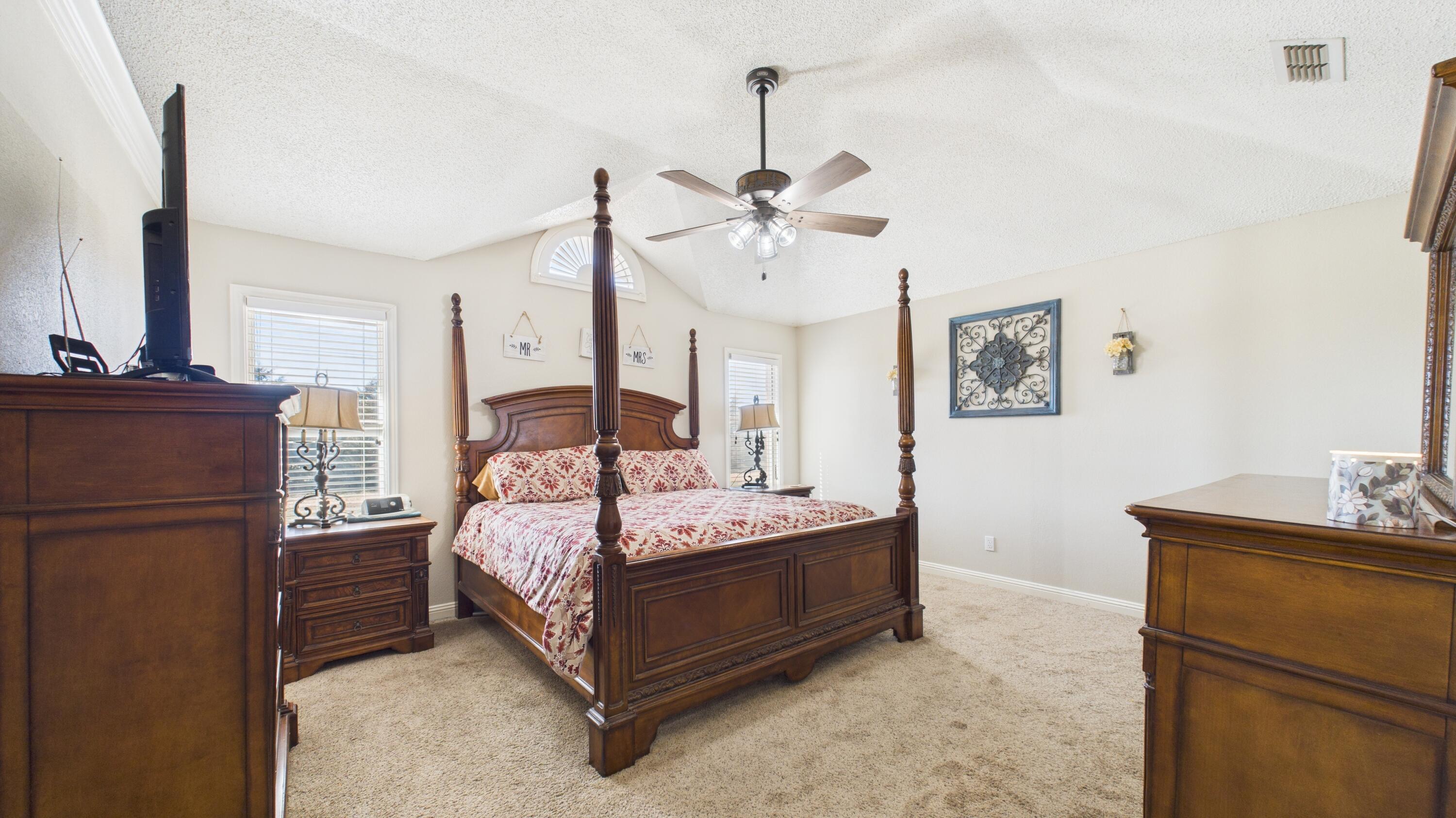 2909 146th Street Lubbock, TX 79423 - Photo 4 of 76 2909-146th-St_Lubbock-TX_40_Primary-Bedr