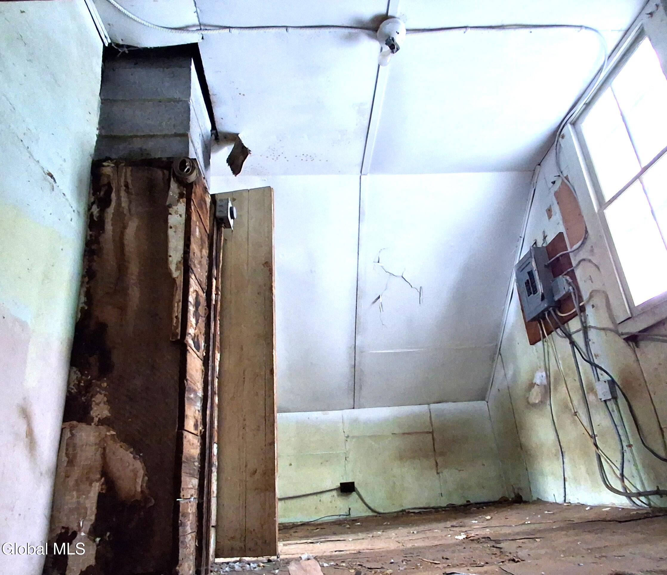 29 Moss Street New Berlin, NY 13411 - Photo 4 of 7 brrr2