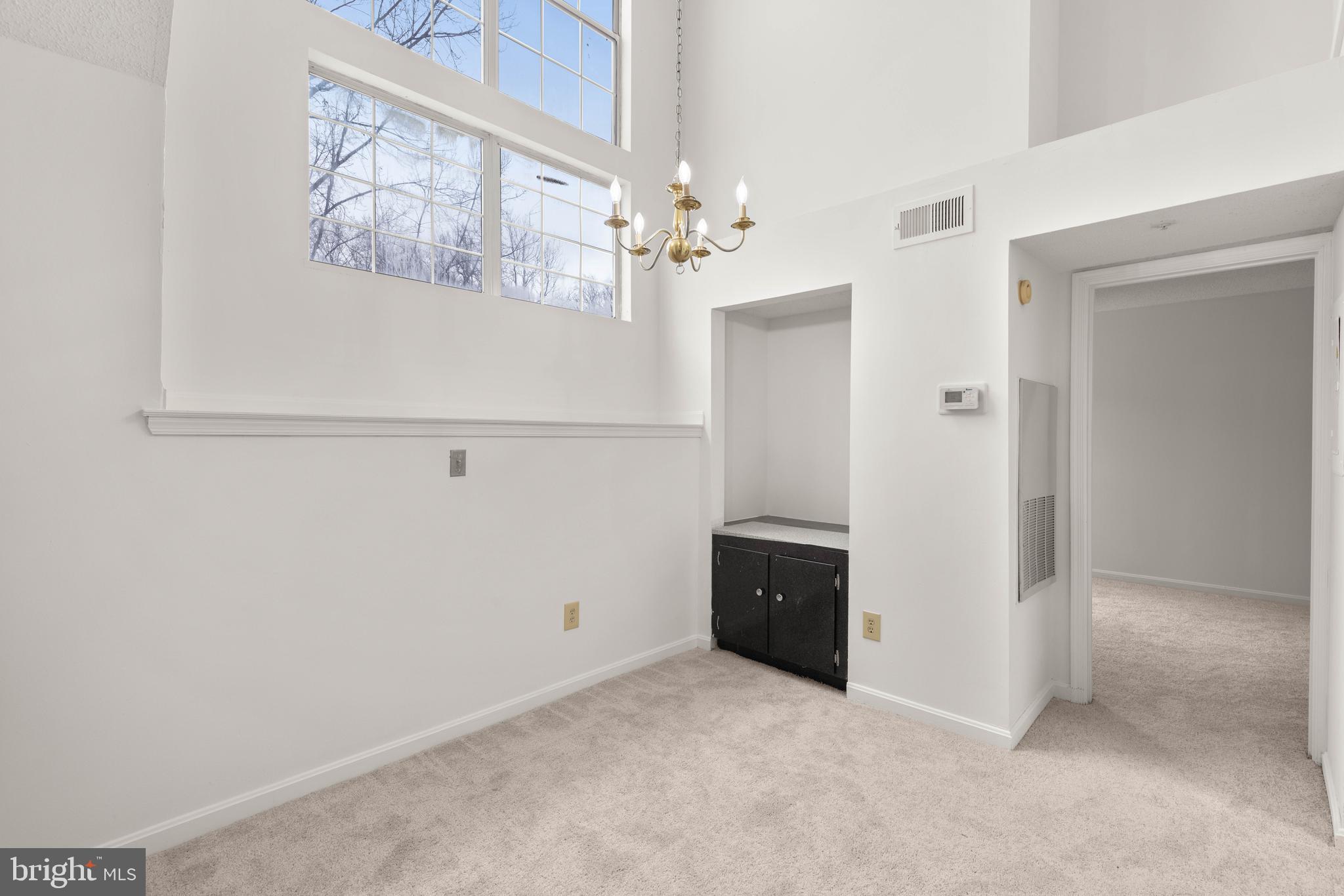 10419 Beacon Ridge Drive, Unit 302 Bowie, MD 20721 - Photo 6 of 26 Dining Room with Palladian Window
