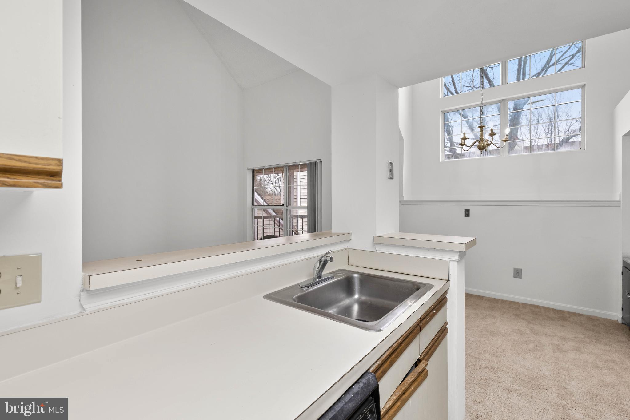 10419 Beacon Ridge Drive, Unit 302 Bowie, MD 20721 - Photo 8 of 26 Kitchen