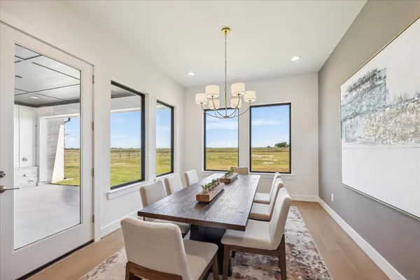 $979,900 | 1027 Lake Breeze Drive, Waller, TX 77484