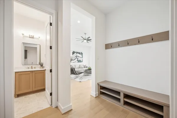 $979,900 | 1027 Lake Breeze Drive, Waller, TX 77484