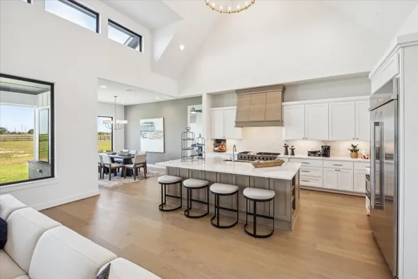 $979,900 | 1027 Lake Breeze Drive, Waller, TX 77484