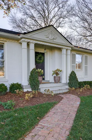 $10,000 | 1209 Tyne Boulevard, Nashville, TN 37215