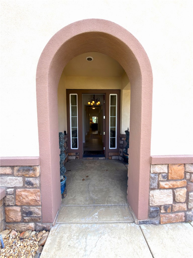 923 Union Street Cherry Valley, CA 92223 - Photo 3 of 68