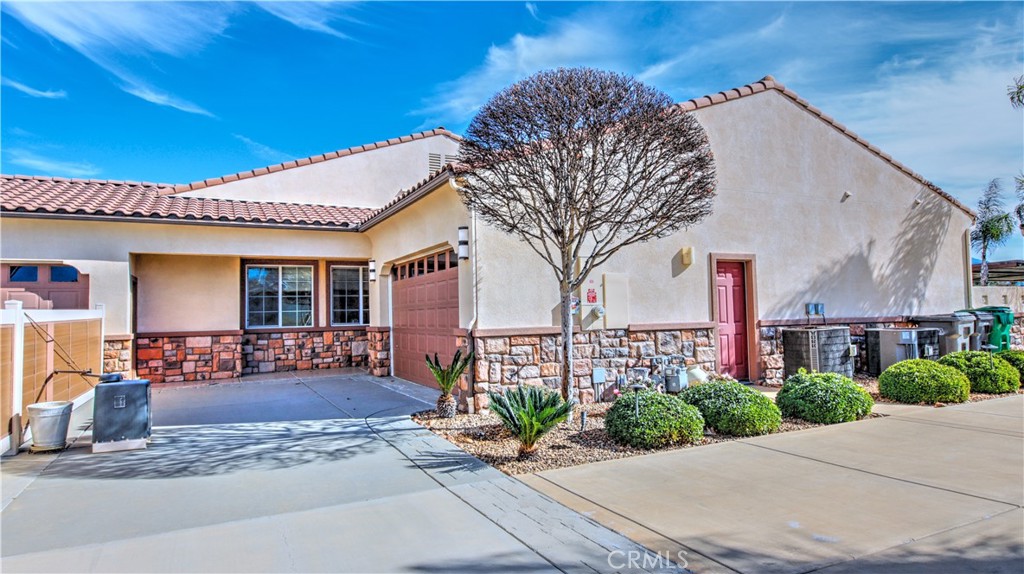 923 Union Street Cherry Valley, CA 92223 - Photo 36 of 68