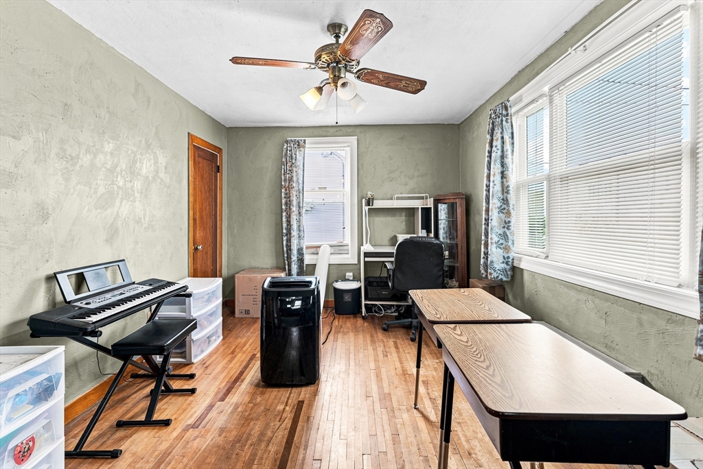 577 Pokross Street Fall River, MA 02724 - Photo 14 of 30 Gallery Image 14