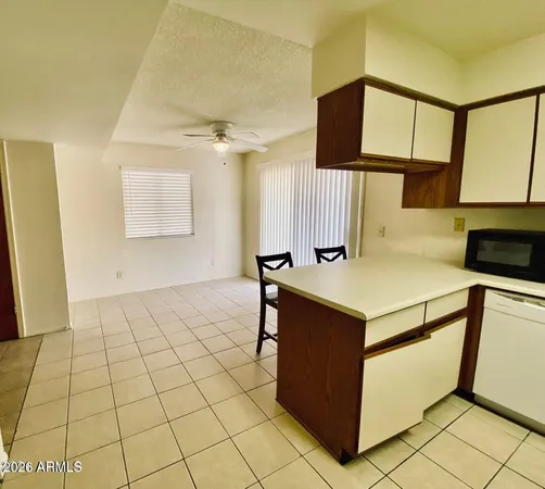 $1,550 | 13643 North Hamilton Drive, Unit 2, Fountain Hills, AZ 85268