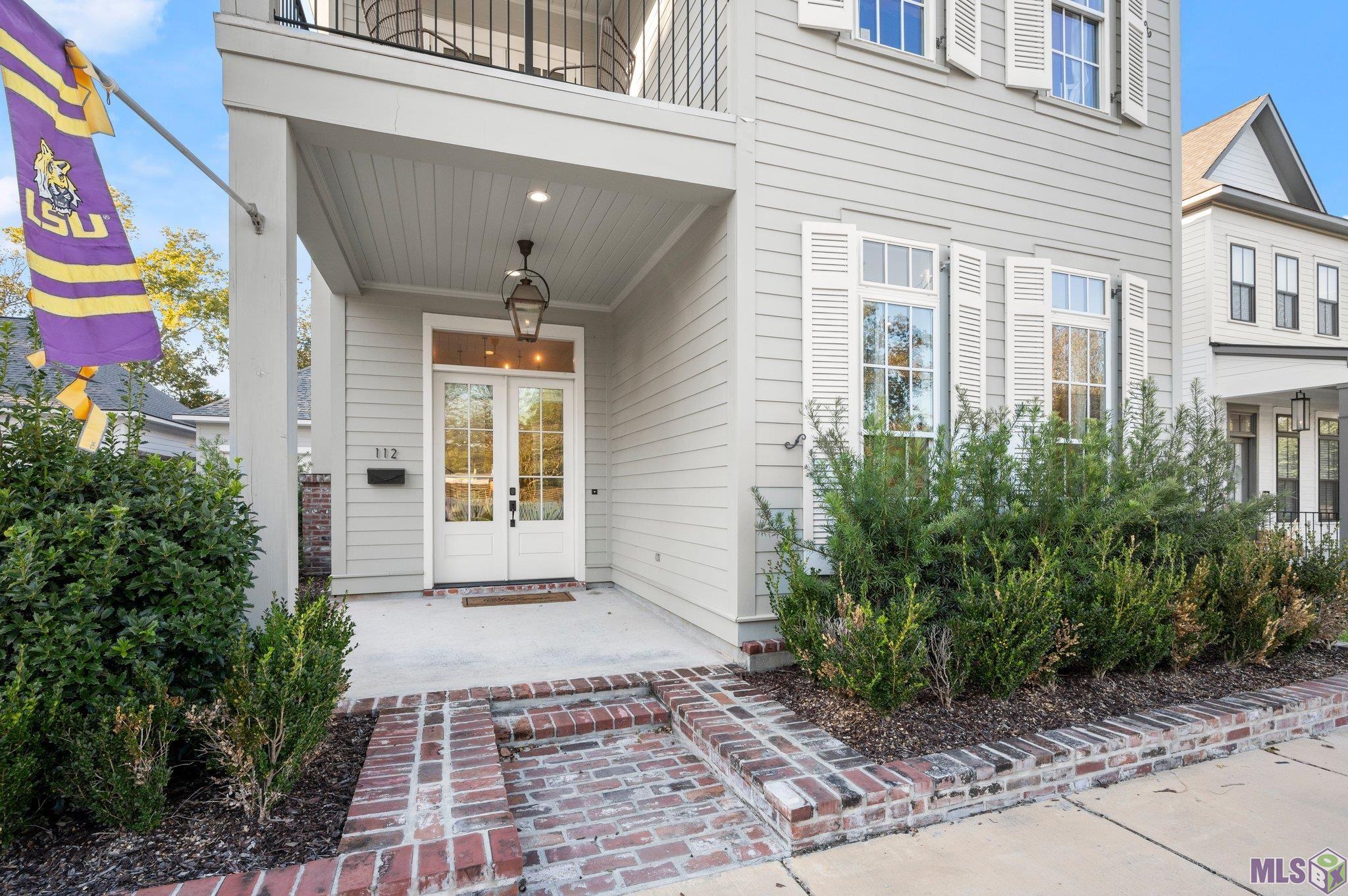 112 Burrow Road Baton Rouge, LA 70808 - Photo 1 of 38