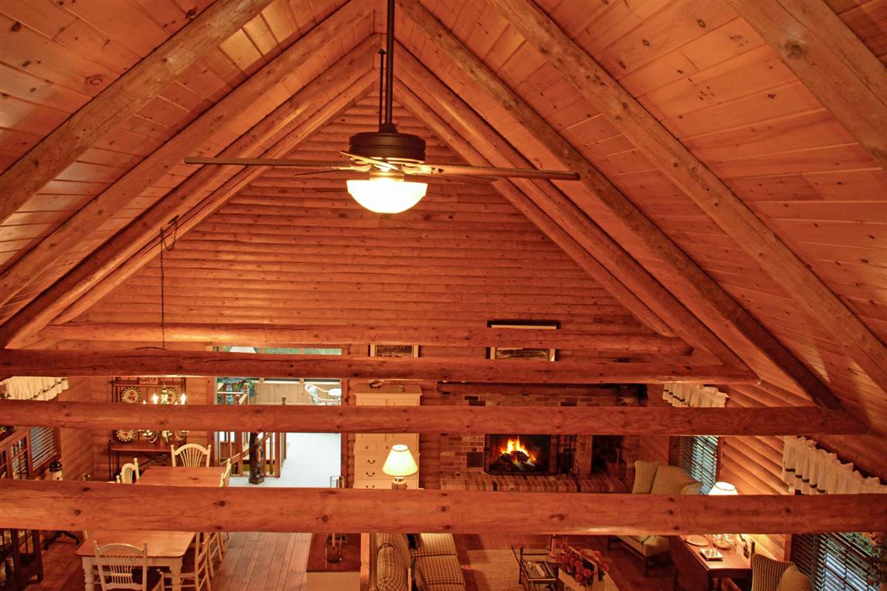 20118 Center Road Traverse City, MI 49686 - Photo 28 of 70 1861378-27.JPG
