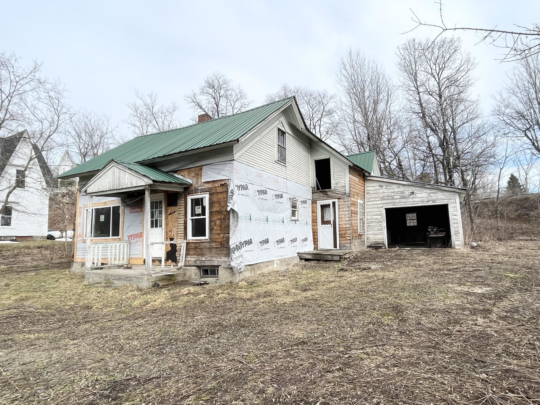 51 Hill Street Troy, VT 05859 - Photo 1 of 20