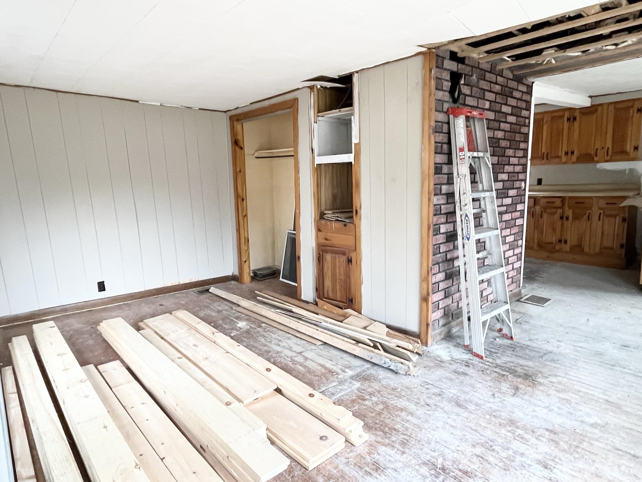 51 Hill Street Troy, VT 05859 - Photo 11 of 20