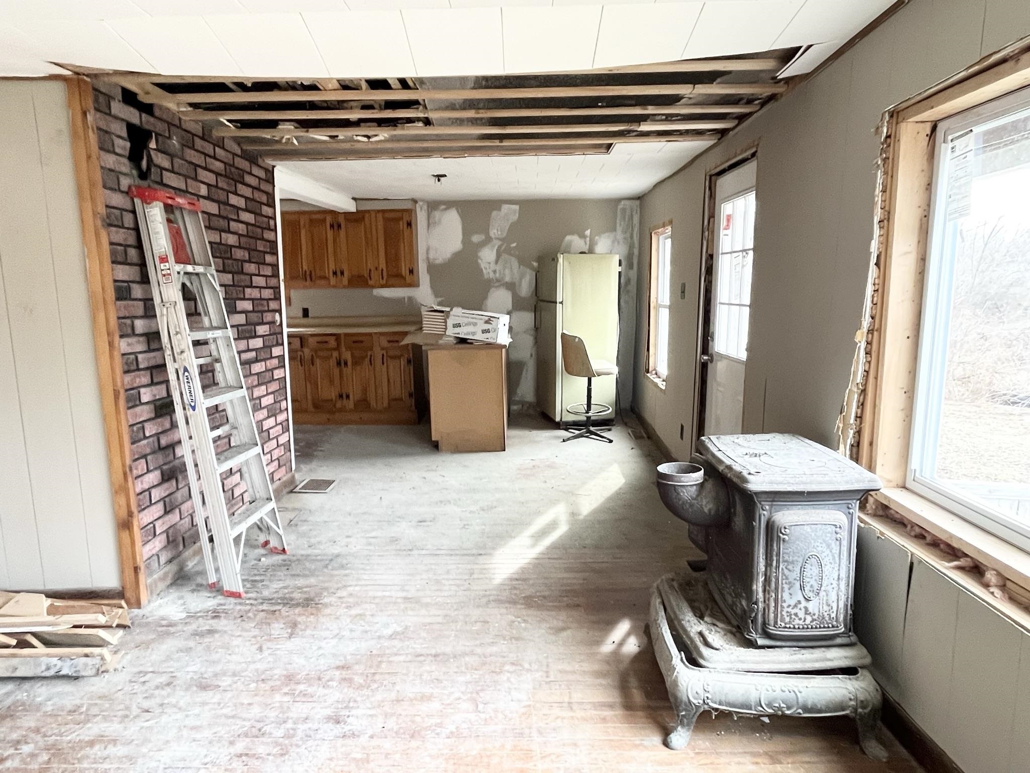 51 Hill Street Troy, VT 05859 - Photo 12 of 20