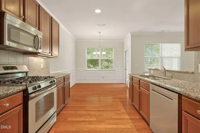 $2,100 | 246 Langford Valley Way, Cary, NC 27513