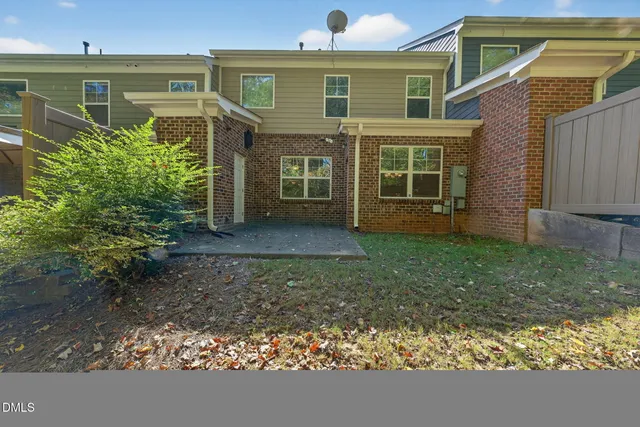 $2,100 | 246 Langford Valley Way, Cary, NC 27513