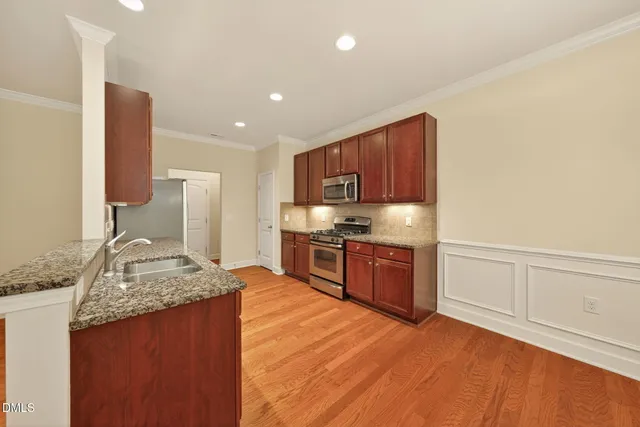 $2,100 | 246 Langford Valley Way, Cary, NC 27513