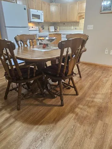 $272,500 | 720 Wood River Court, Unit 4, West Bend, WI 53095