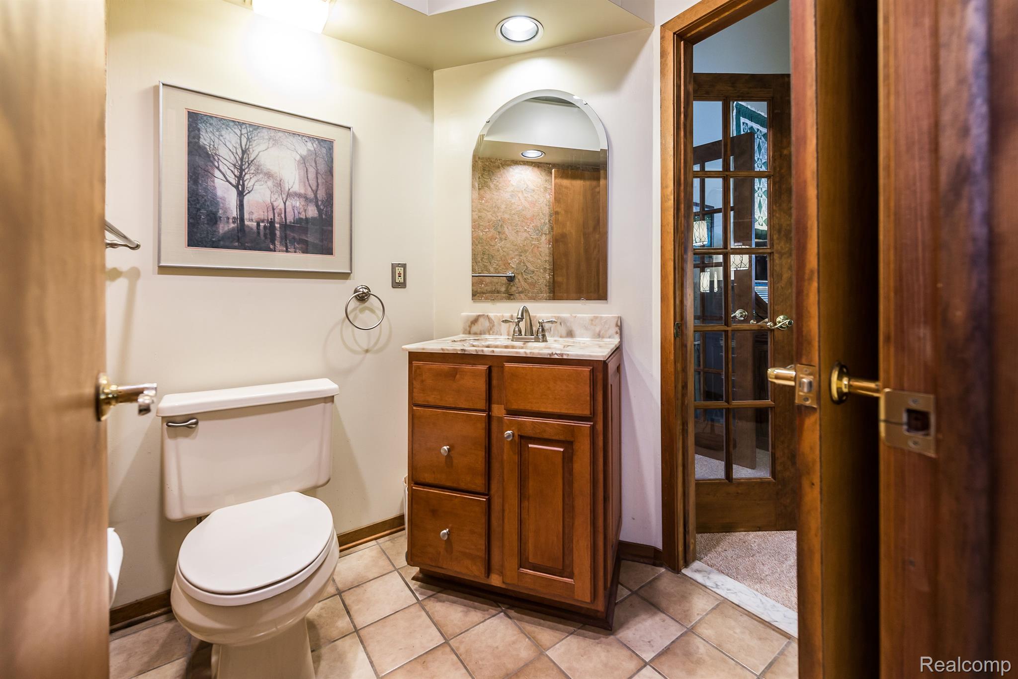 4162 Pleasant Valley Road Brighton, MI 48114 - Photo 19 of 36 Gallery Image 19