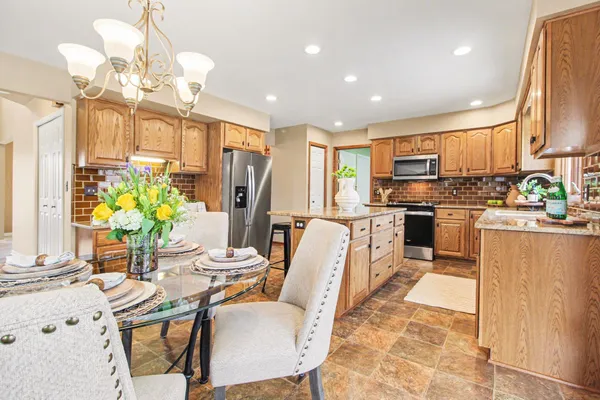 $700,000 | 3701 Garden Court East, Saline, MI 48176