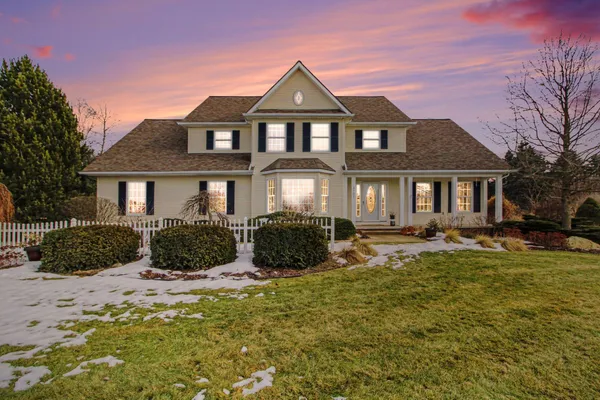 $700,000 | 3701 Garden Court East, Saline, MI 48176