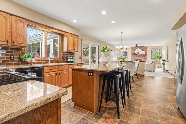 $700,000 | 3701 Garden Court East, Saline, MI 48176