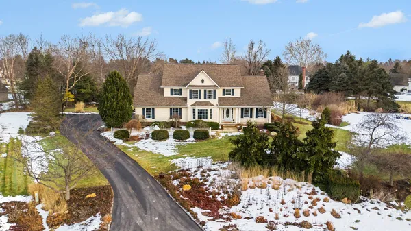 $700,000 | 3701 Garden Court East, Saline, MI 48176