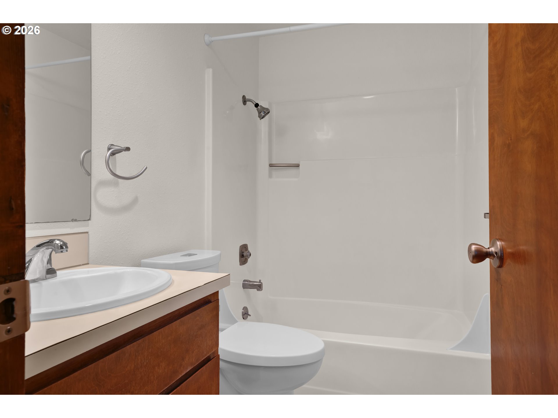 4017 Dillard Road Eugene, OR 97405 - Photo 16 of 37