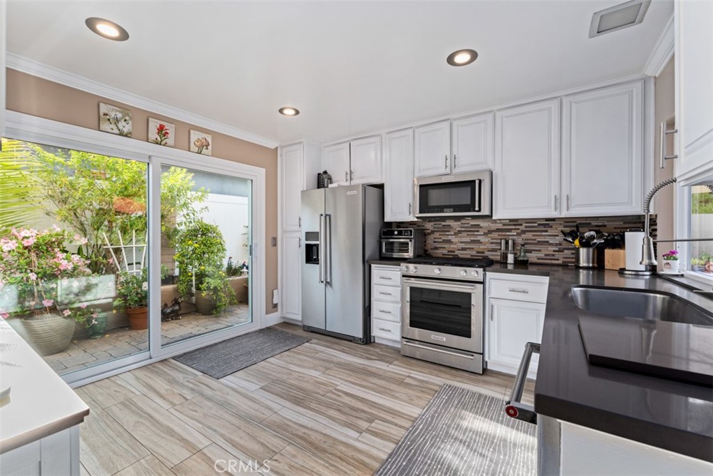 25891 Tree Top Road Laguna Hills, CA 92653 - Photo 10 of 55