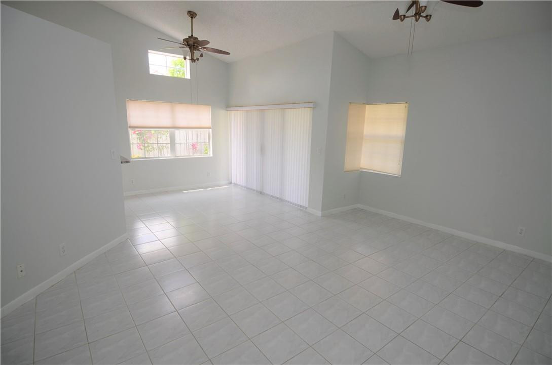 547 Bridgeton Road Weston, FL 33326 - Photo 11 of 24 Photo 11