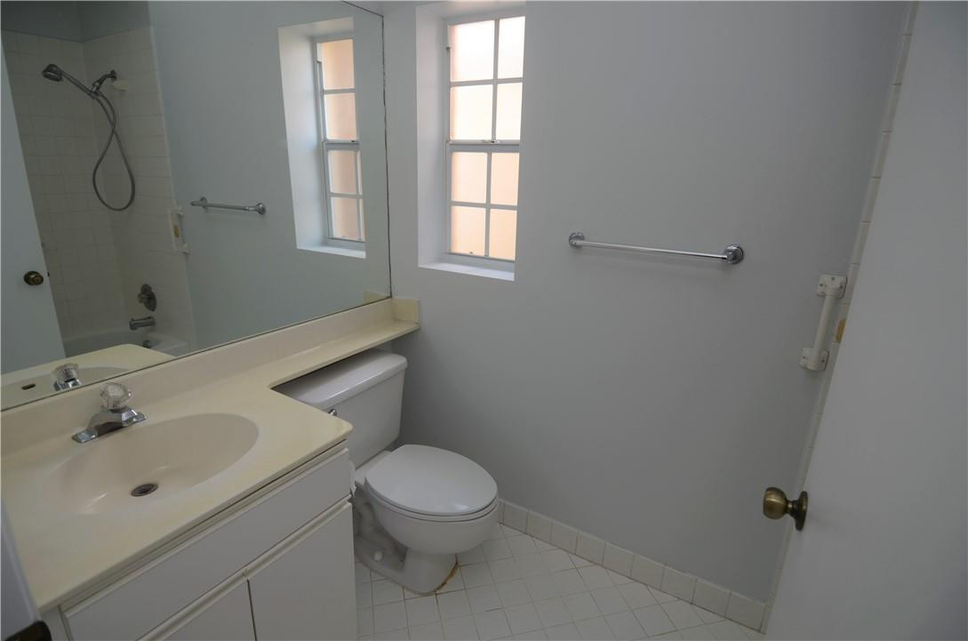 547 Bridgeton Road Weston, FL 33326 - Photo 17 of 24 Photo 17