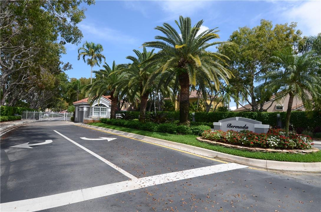 547 Bridgeton Road Weston, FL 33326 - Photo 21 of 24 Photo 21