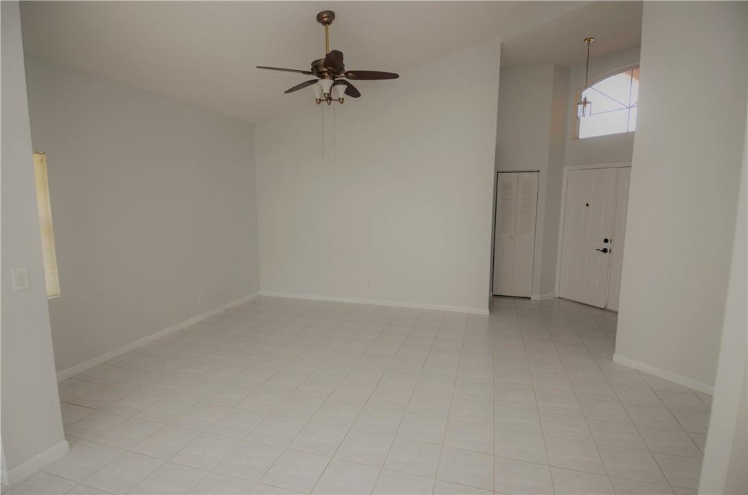 547 Bridgeton Road Weston, FL 33326 - Photo 10 of 24 Photo 10