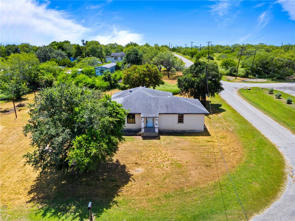 133 Lake Street Mathis, TX 78368 - Photo 10 of 17