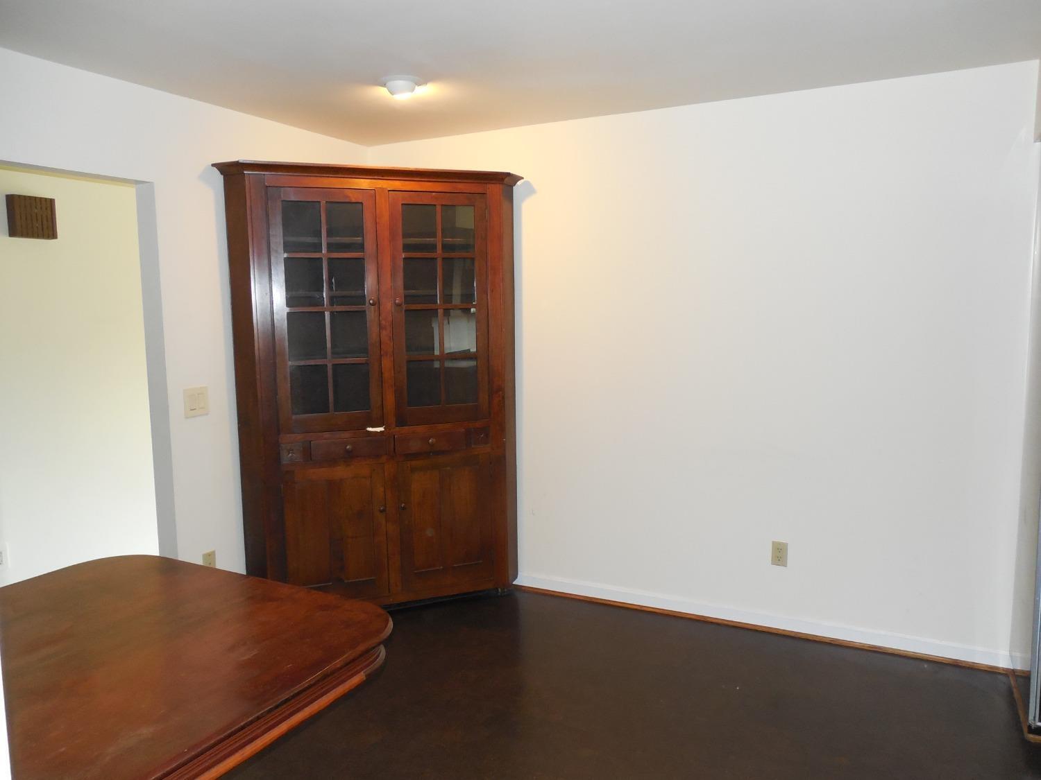 3097 Diehl Road Cincinnati, OH 45211 - Photo 7 of 33 Gallery Image 7
