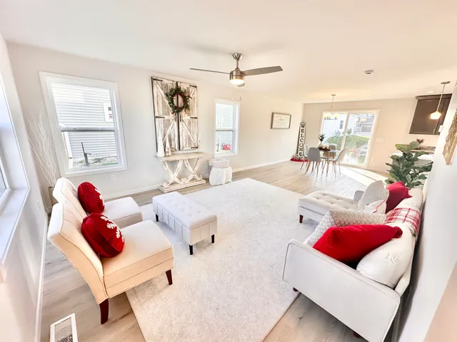 $474,900 | 1508 Dahlia, Stoughton, WI 53589