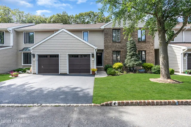 $900,000 | 1301 Warren Avenue, Unit 5, Spring Lake, NJ 07762