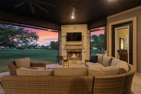 $905,000 | 210 Miranda Way, Georgetown, TX 78633