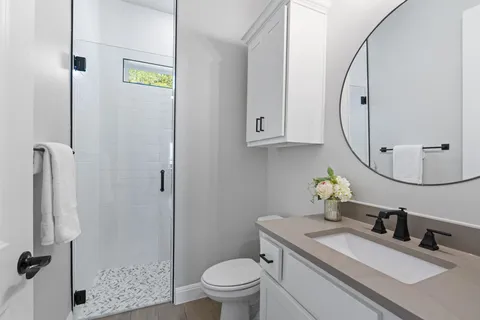 $905,000 | 210 Miranda Way, Georgetown, TX 78633