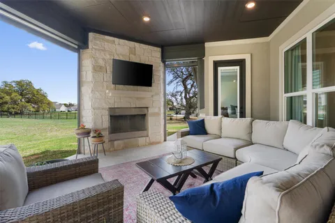 $905,000 | 210 Miranda Way, Georgetown, TX 78633