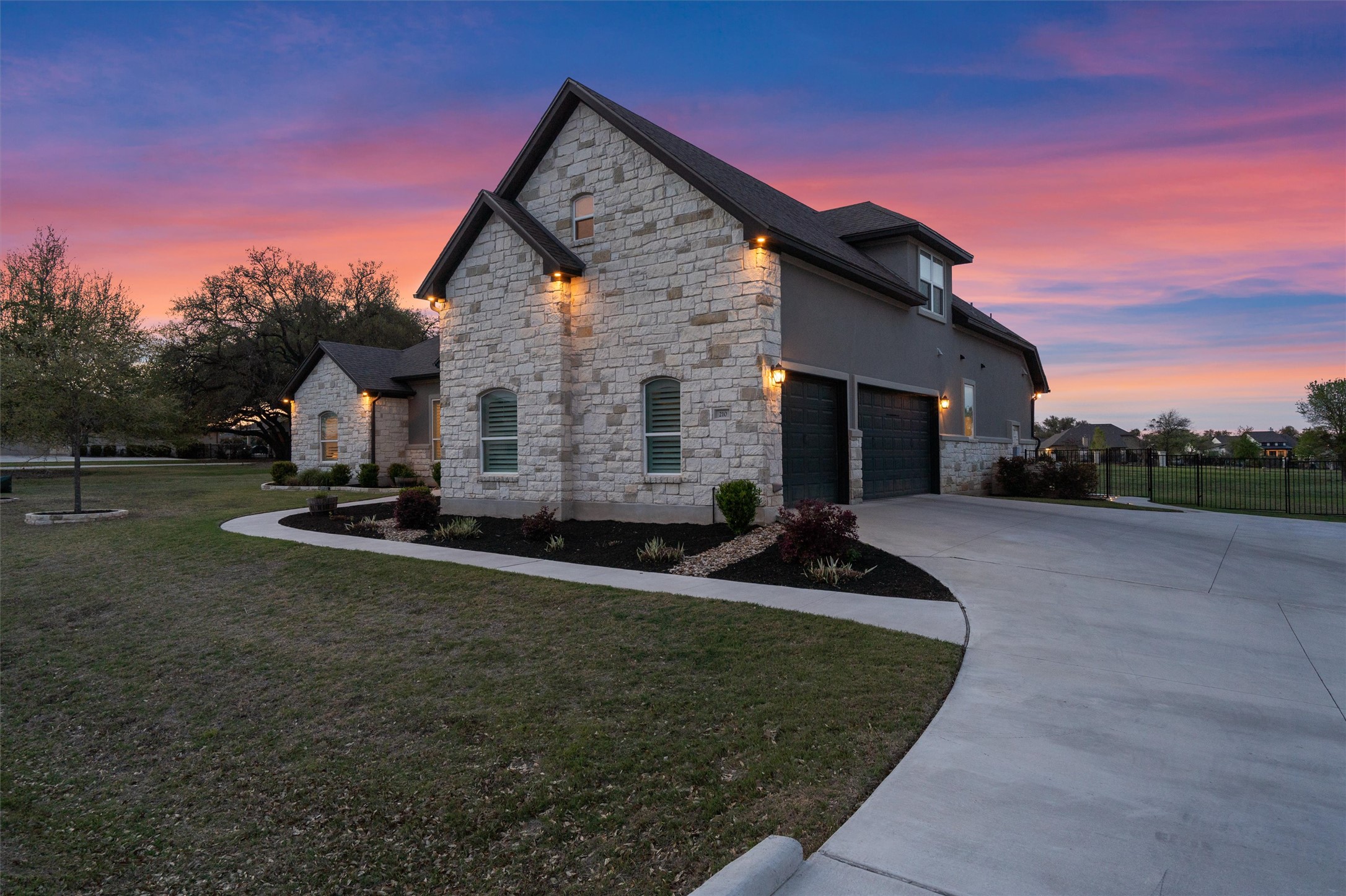 210 Miranda Way Georgetown, TX 78633 - Photo 37 of 40 This home features a side-facing 3-car garage.