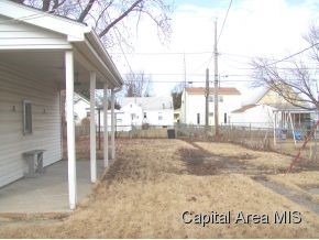 1711 E Keys Springfield, IL 62702 - Photo 3 of 19