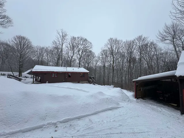 $259,000 | 1160 Bergrucken Lane, Stamford, VT 05350