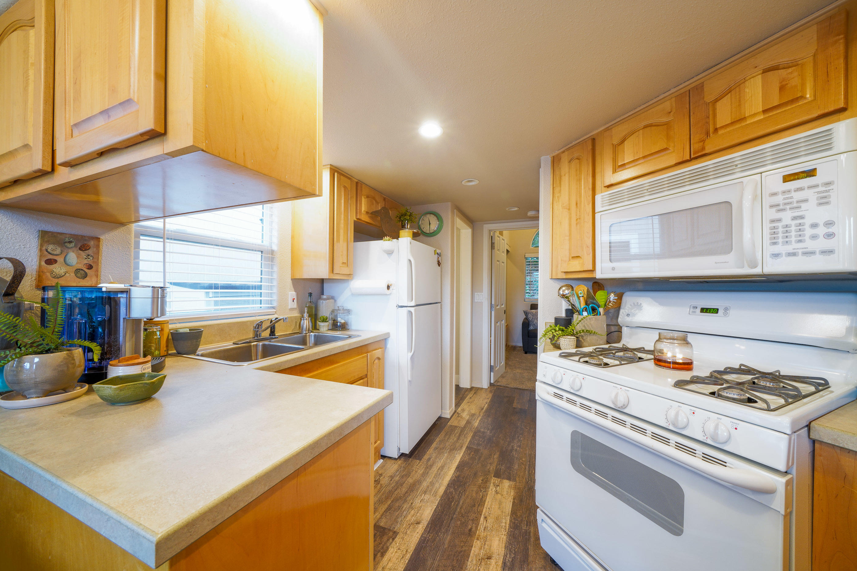 37395 Northfork Road Nehalem, OR 97131 - Photo 14 of 22 Kitchen w/Propane Gas Cooktop