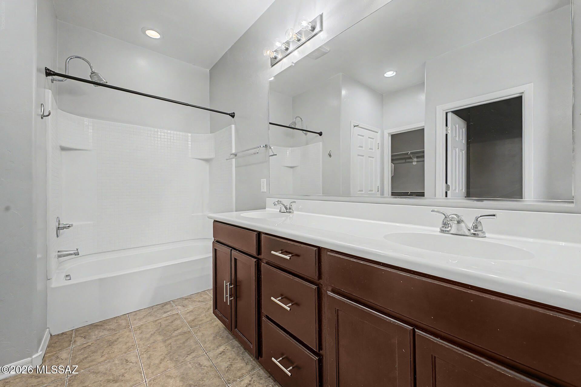 574 South Desert Haven Road Vail, AZ 85641 - Photo 16 of 42 17 - Desert Haven