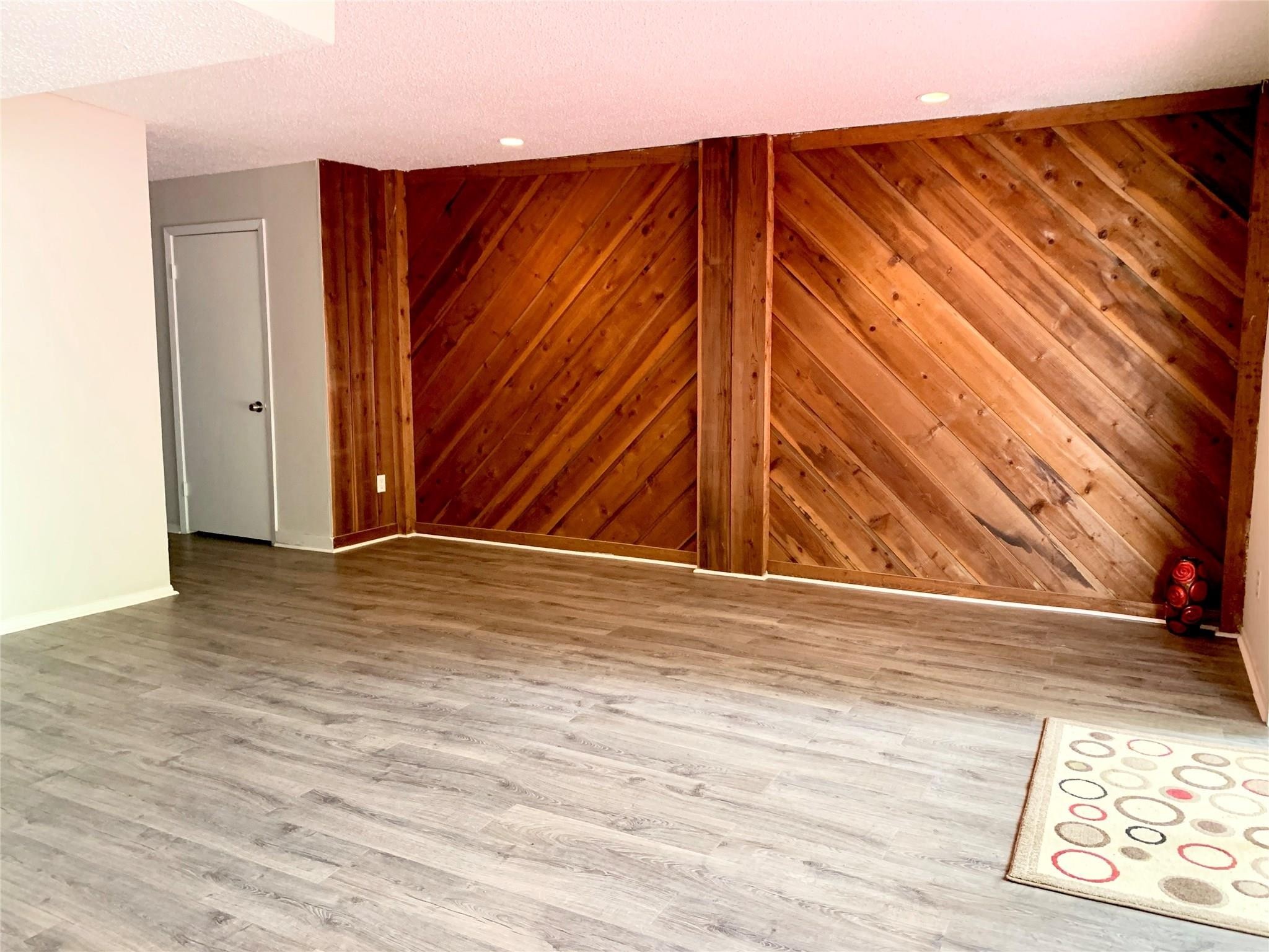 8281 Kingsbrook Road, Unit 257 Houston, TX 77024 - Photo 1 of 9