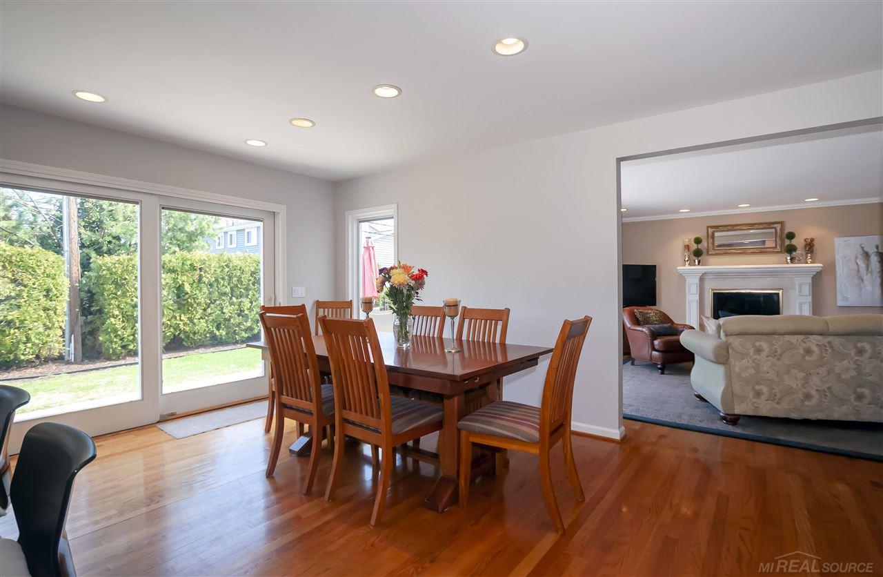 692 Canterbury Road Grosse Pointe, MI 48236 - Photo 17 of 65 50071726-16.JPG
